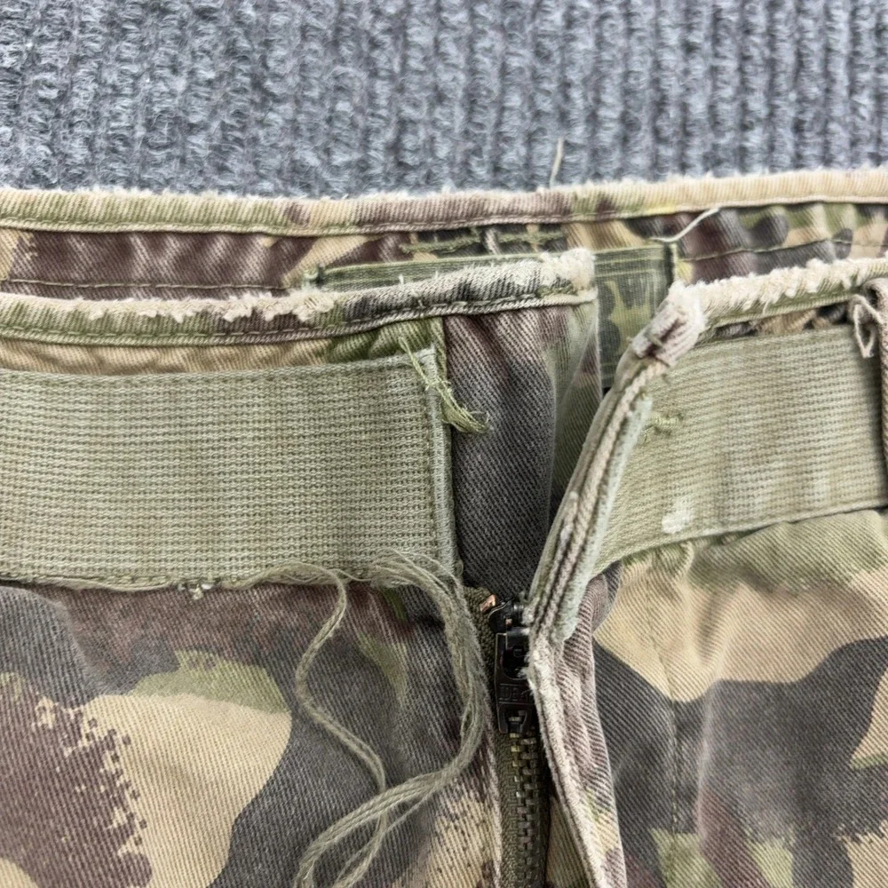 Armani Exchange Cargo Shorts Mens 33 Camo Cotton Distressed Raw Hem Streetwear